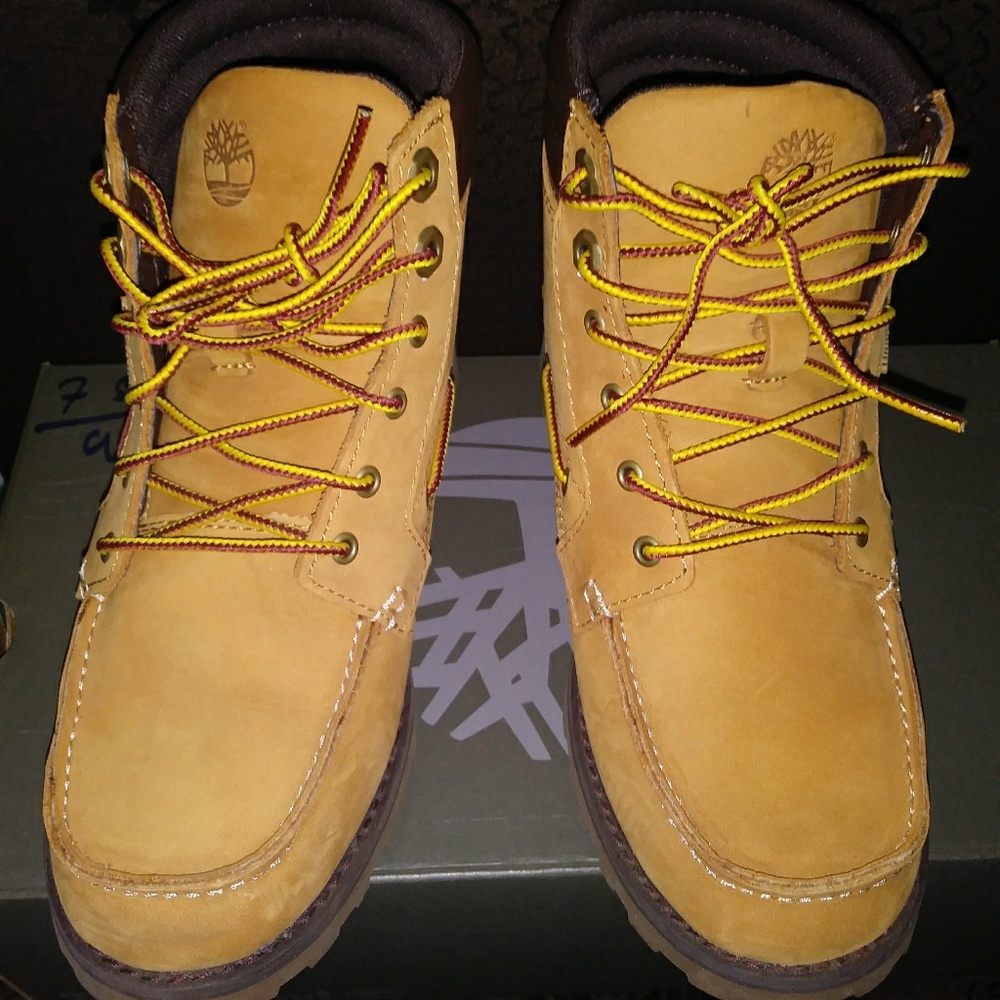 Timberlands - Picture 2 of 4